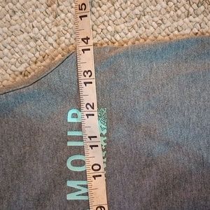 Under Armour Women's grey tank top Pre-owned Size XSmall